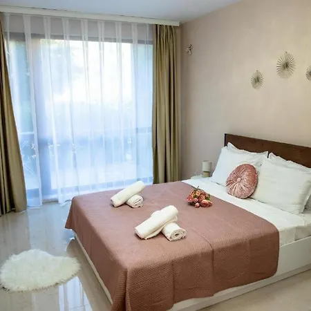 Апартаменты Symphony Harmony *